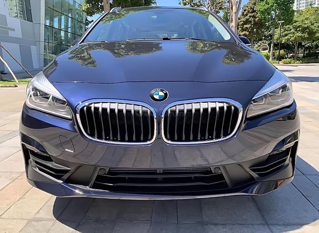 BMW 218i Gran Tourer đời cũ 2018-2019 hiện chỉ được bán với giá 999 triệu đồng