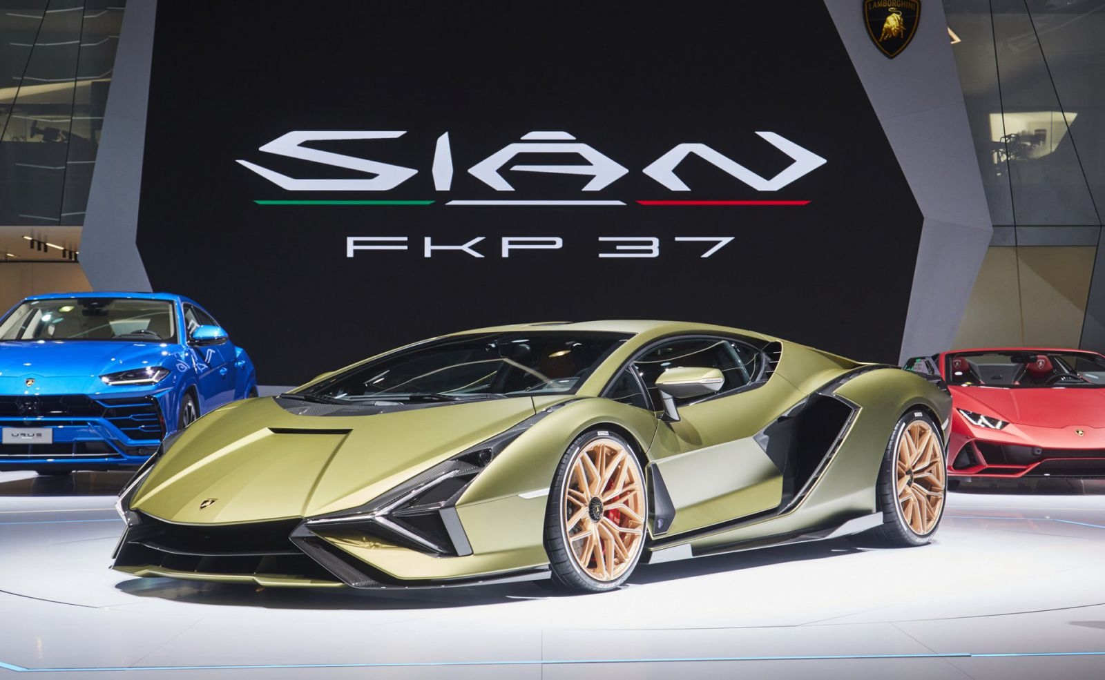 Xe Lamborghini Sian là mẫu ô tô đẹp được giới siêu giàu yêu thích