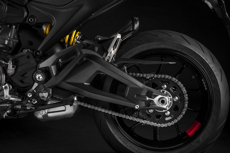 Ducati Monster 2021 có động cơ thay đổi toàn diện