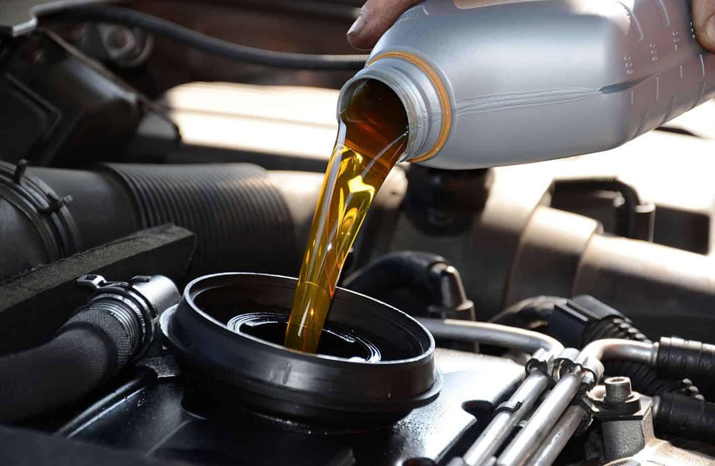 Giá dầu phanh ô tô