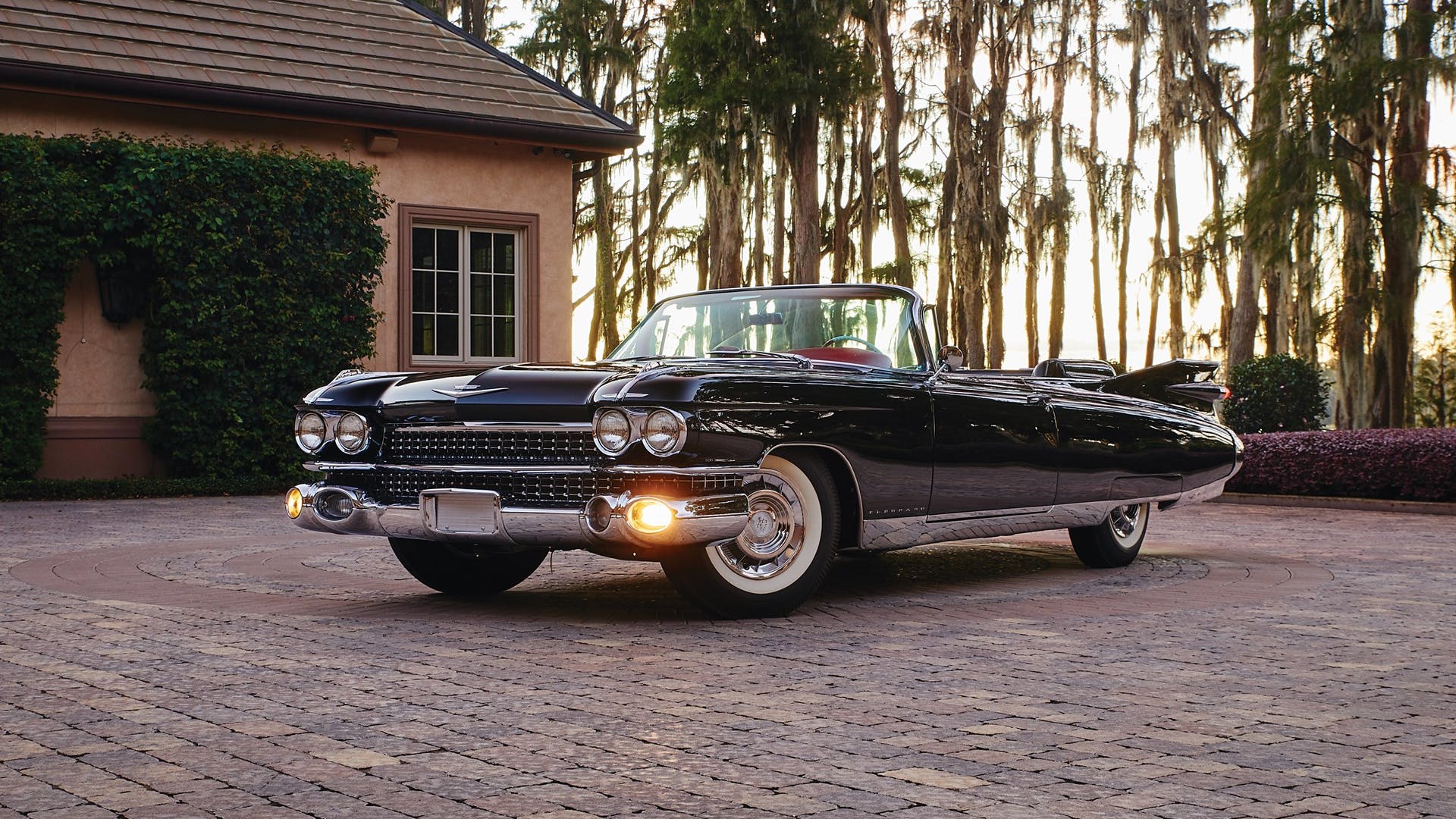 Cadillac Eldorado cổ điển và sang trọng