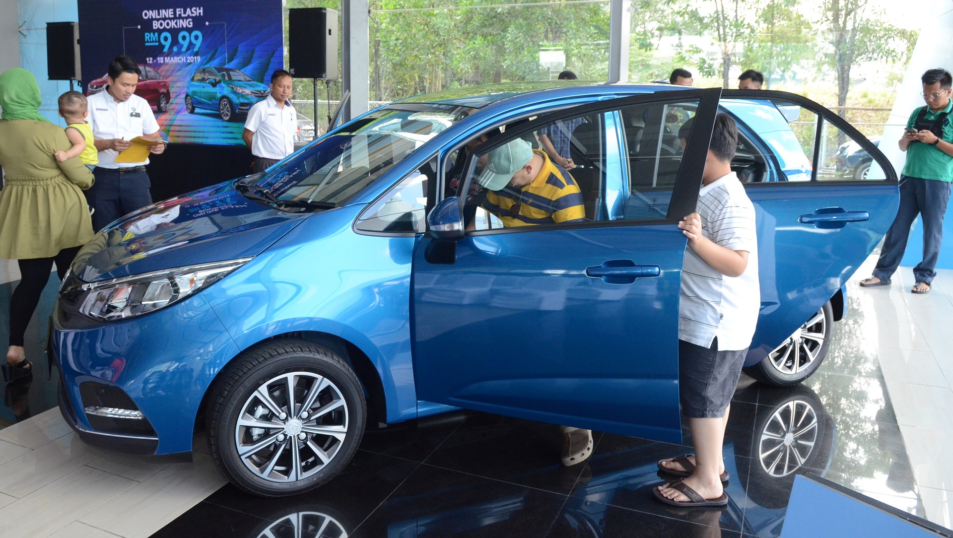 Tốc độ tăng trưởng thị trường ô tô Việt Nam dẫn đầu khu vực